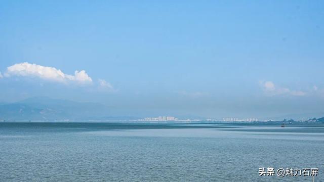 夏日里的异龙湖，邂逅石屏最美倒影🪞