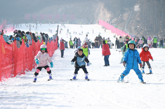 新雪季门票开售 靖安翻开冰雪故事新篇章