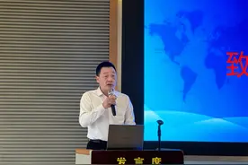 眉山天府新区府河小学：聚焦新课标 领会新教材 助力新课堂图片