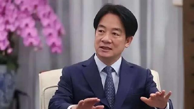 10名日本军官突然现身北京：高市早苗下注台海，日本会跟着“栽”