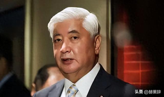 澳军连开3枪，踩踏中国红线，解放军接下挑战书，兵力已一路北上
