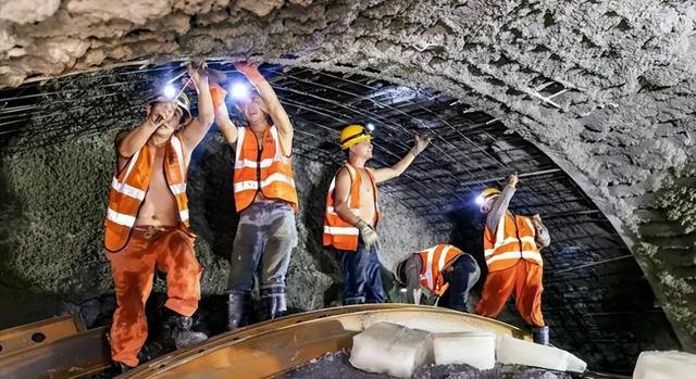 耗资高达3000亿，历时12年，大柱山隧道工程连“基建狂魔”都为难