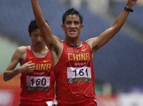 一个贫困大县5年内98位学子考入清华北大！还有亚洲第一 世界第一