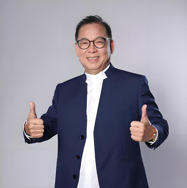 香港歌手张明敏：我69岁也不红了，受邀参加“93阅兵”很激动