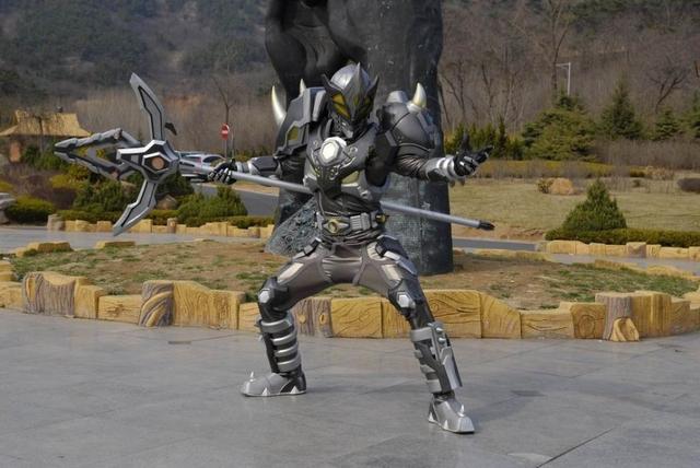 真人版铠甲勇士来袭