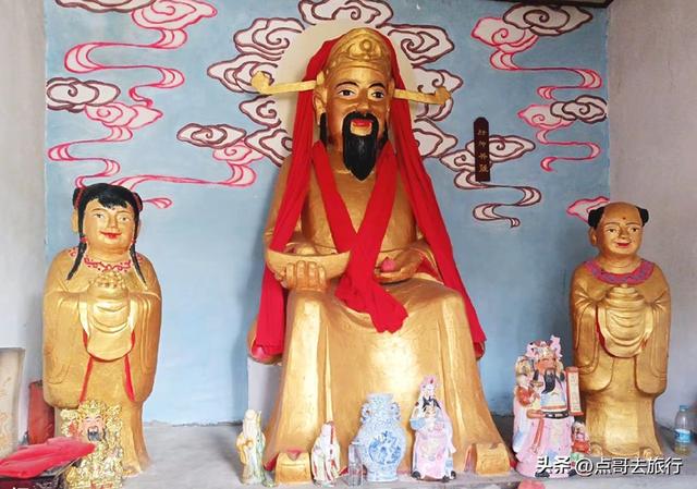成都郫都区被冷落的寺庙，温馨充满人间烟火，公交车可到达！