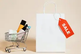 唯品会：闷声发财，注定小而美图片