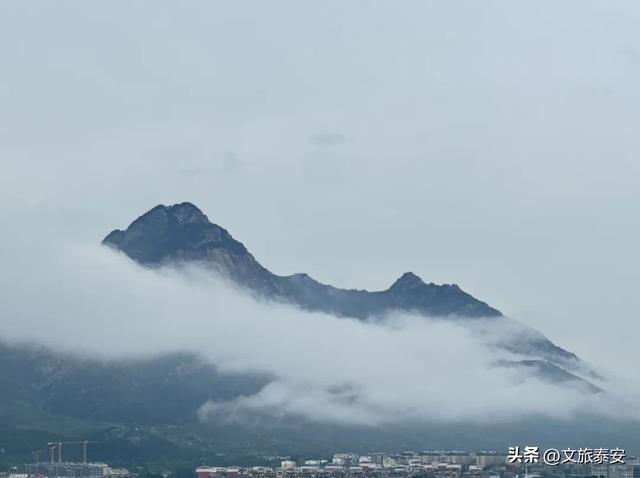 预警!暴雨中的泰山未公开奇观曝光,你绝对没见过!