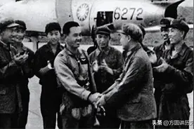 1963年，一飞行员在训练中突然改变航向失联，叶帅：祖国欢迎你图片