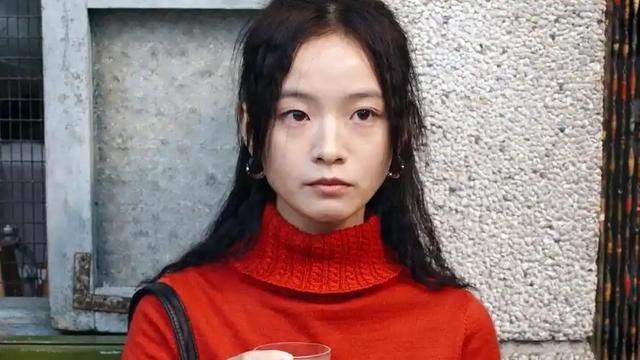 《命悬一生》：大尺度画面引争议，女性悲剧为何成焦点？