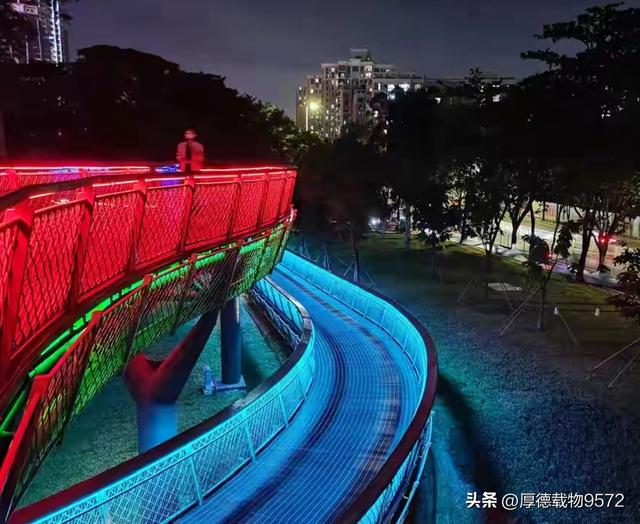 乌鲁木齐一个没有被宣传的公园，它会是下一个网红打卡地吗？