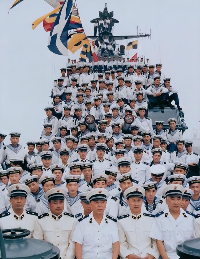 首次访华就不尊重我国？中国当场撤走仪仗队：摆正态度再来吧！