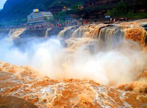 山西旅游：走进壶口瀑布观赏壮观奇景（图）