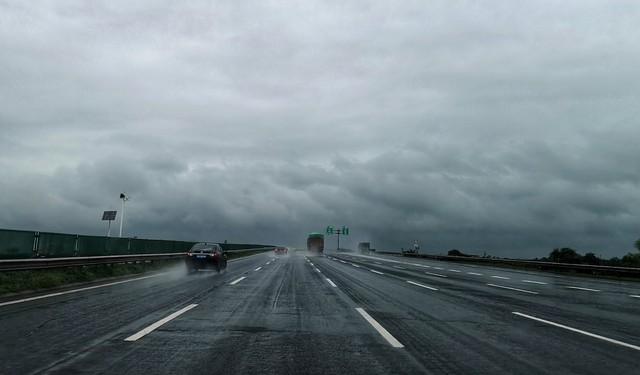 带娃去北极第三站西乌，大同到西乌749公里的风雨路