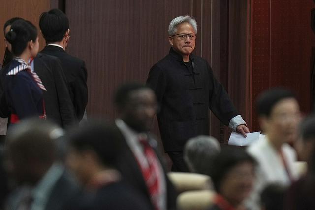 光速清零，英伟达中国市场份额降到0%，美国制裁中国的后遗症？