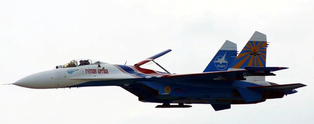 中国在超级大国垮台前，购入顶级战机，抓住了赶美超俄的契机