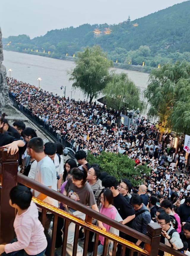 盘点国庆最堵人的景点