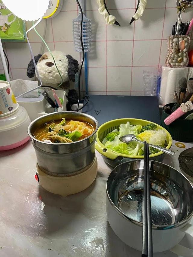 被年轻人家里的“蒸蛋器用法”惊呆了！打开思路后，根本闲置不了