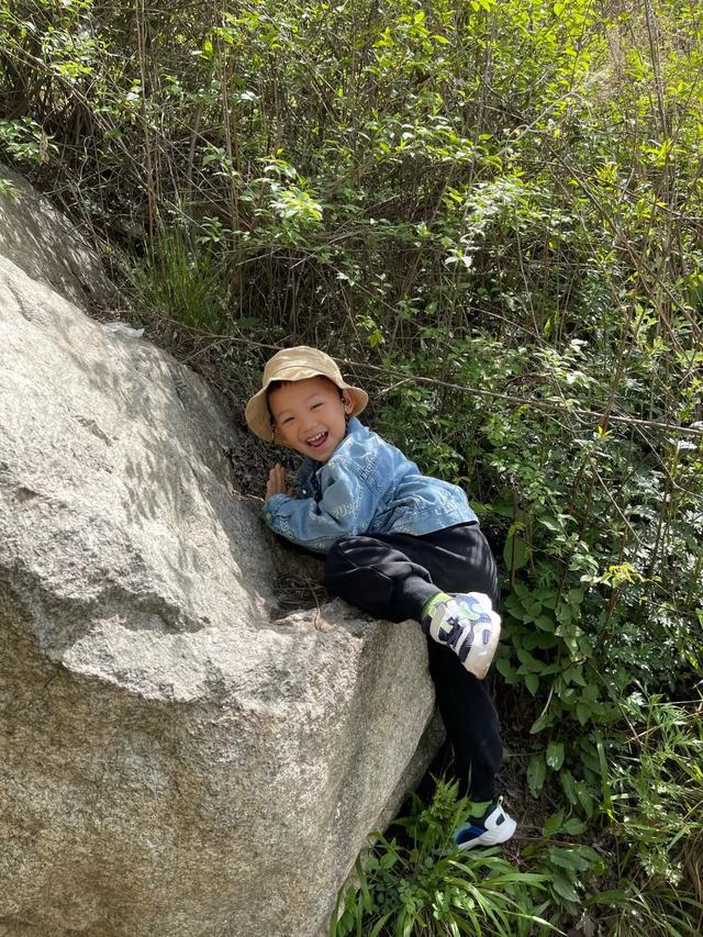 笑不活了！暑假别带小孩去旅行，看似度假实则渡劫！