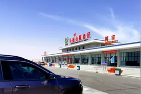 到底能不能在高速服务区停车过夜？会被收超时费吗？图片