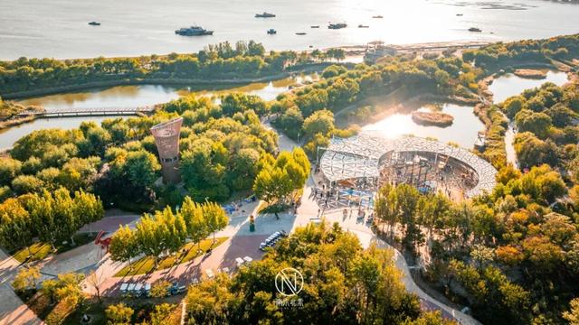 童话世界！深秋的生态城，美成了一幅画