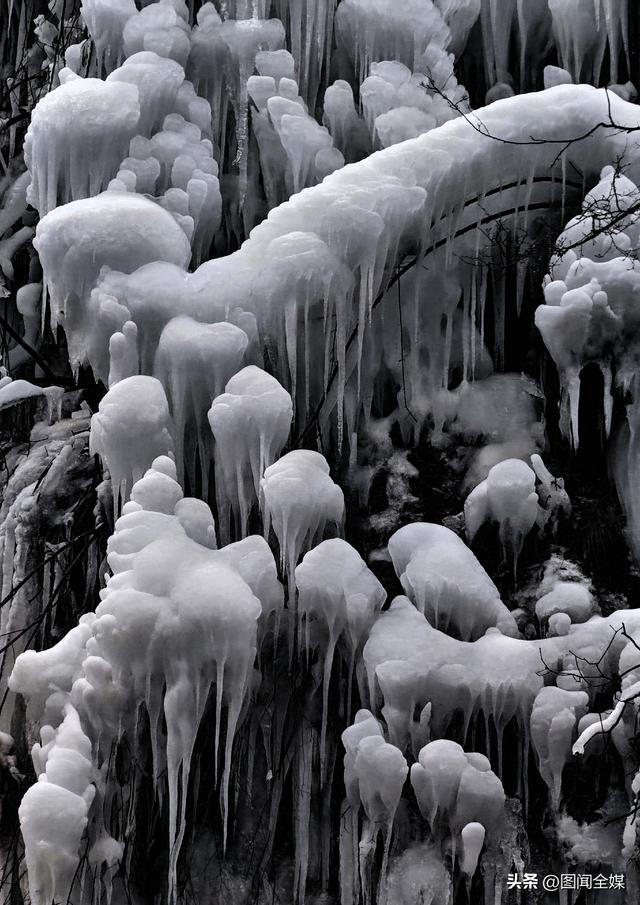 冬日江山美如画 秦岭冰瀑醉游人