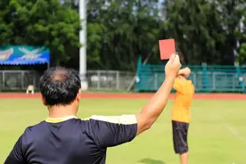为什么奥运会裁判报分时把 1:0 读作one love？图片