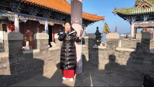 新年登高看雪，珏山景区年味十足！