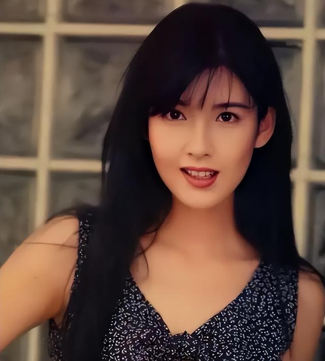 被戴8次绿帽子，3次被捉奸在床，这就是我们“玉女”守卫的爱情