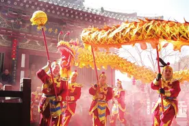 太原：一起“龙抬头” 讨个好彩头图片