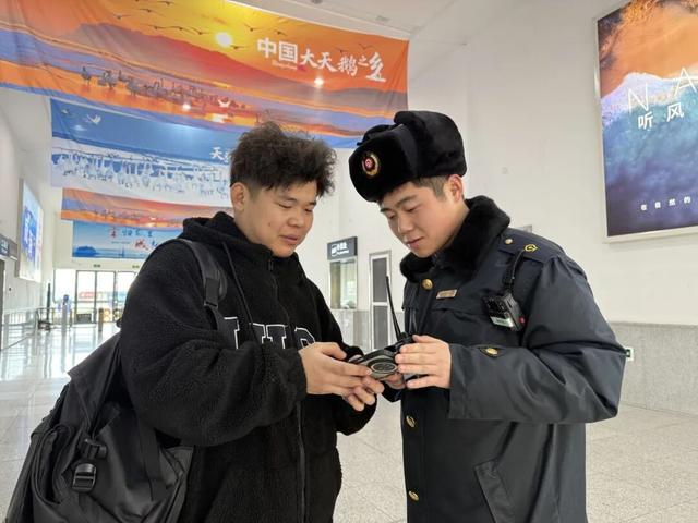 乘高铁看天鹅，还有限时景区优惠！