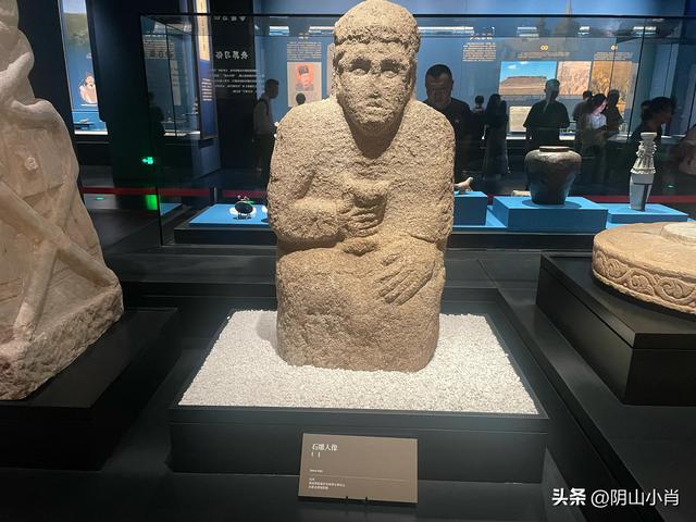 参观内蒙古博物院新馆