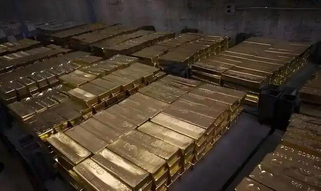 把黄金卖给自己人,俄罗斯在打造金融堡垒,还是透支最后的老本?