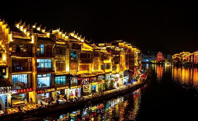 中国人眼中最美的10座县城榜单来了，宜居宜游慢生活，你都去过吗