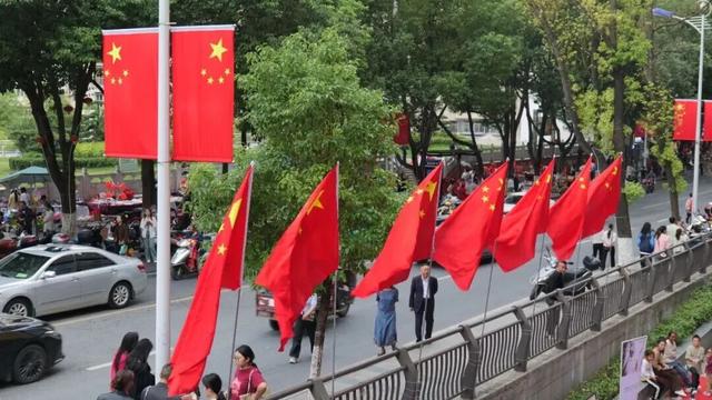 六种色彩惊艳登场，旬阳的秋天太会了！