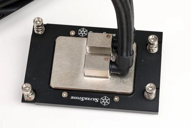 128线程Zen 5处理器首测：轻松击败一切对手！AMD锐龙线程撕裂者9000系列解密