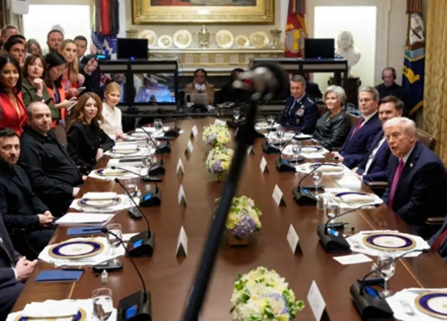 伊尔-76降落加拉加斯！普京这步棋，威慑美国只是表象？