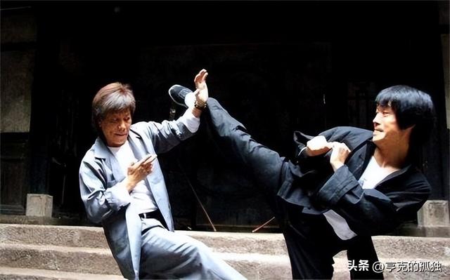 梁小龙去世早有预兆	，关门弟子爆料3个“不良爱好”，都是催命符