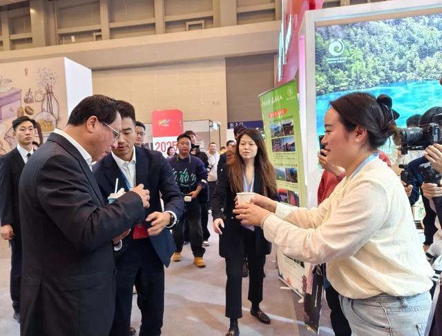 大竹文旅精彩亮相第九届中国西部旅游产业博览会