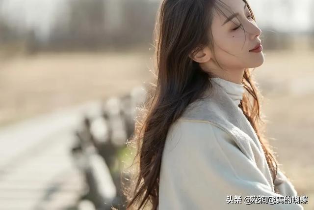 河北保定一校花好漂亮, 身高169cm,体重48kg 美的让人移不开眼