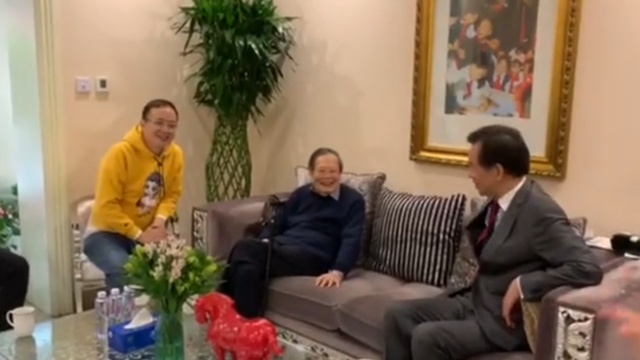 王宫保坦言：杨振宁告别仪式已确定，地点在八宝山，和邓稼先一样