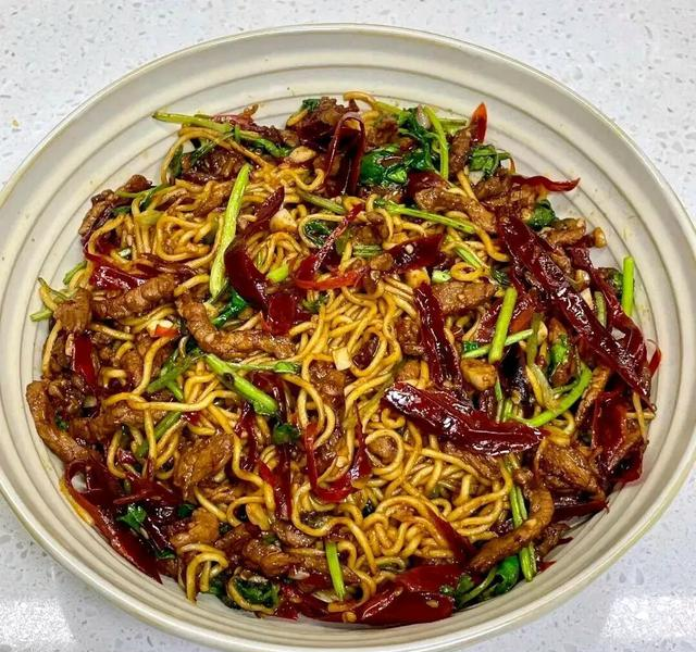 6款面条逆天吃法，出锅瞬间秒光！全家抢着吃，吃两碗都不过瘾！