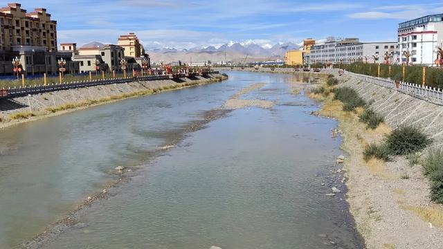 西藏6个地级市,那曲海拔高,林芝和昌都像南方,拉萨第一大城市