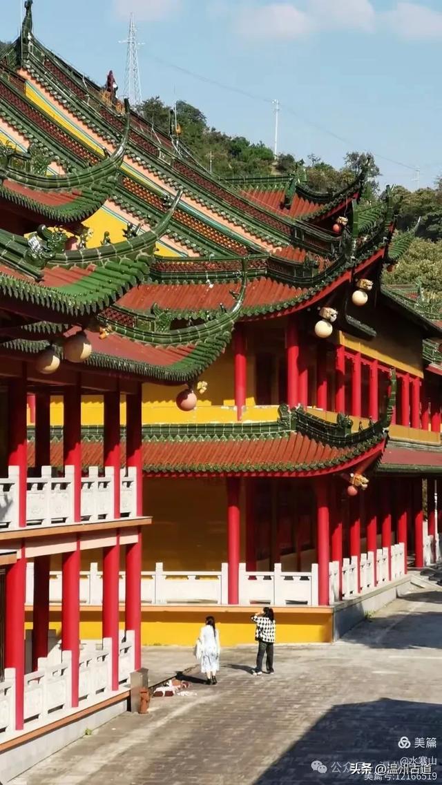 被誉为“江南小布达拉宫”!探秘浙江最大最土豪的寺院!