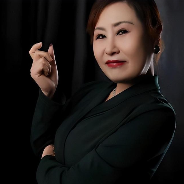 封杀四年，49岁赵薇突传消息，因胃癌去世传闻5个月前就真相大白