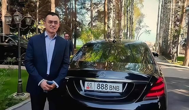 4年前他被迫离开大陆，如今高调回国，身价5000亿