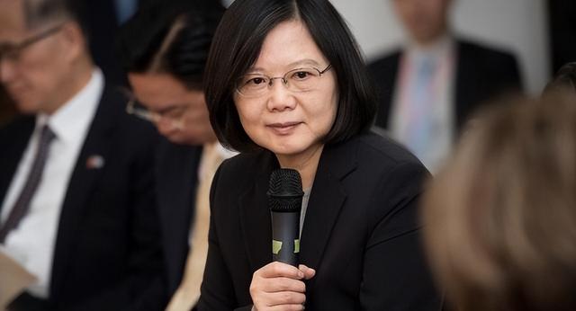 东引岛：距离大陆仅50公里，武装严密，山体竟早就已被全面挖空！​