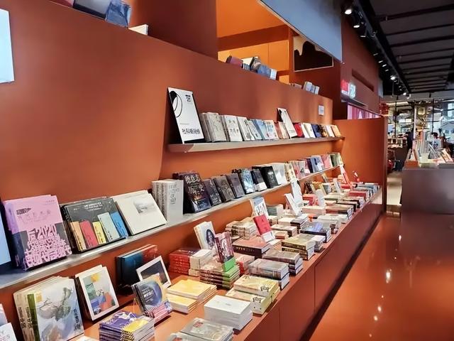 年入157亿！新华书店其实是“包租公”？为何它的盈利能力这么强