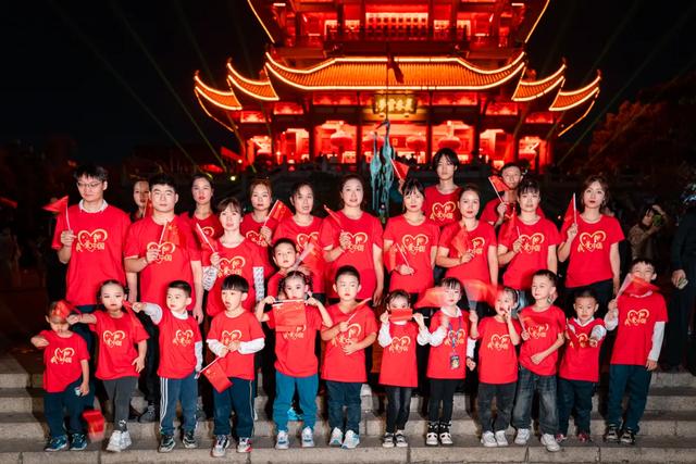 国庆中秋游，黄鹤楼开启超长待机模式