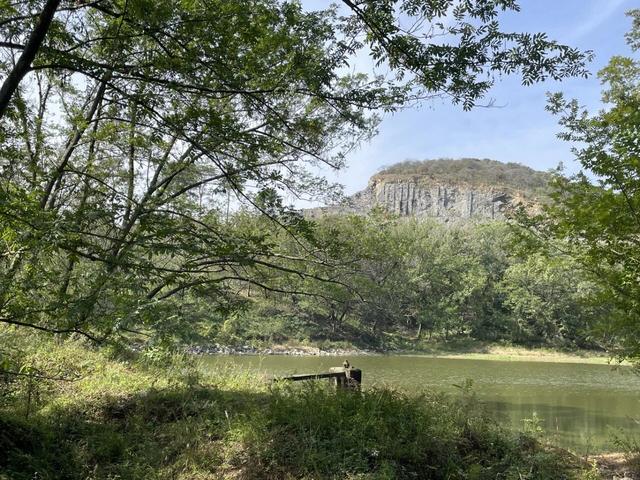 骑游探访滁州小蓝湖“蓝眼睛”白米山矿坑